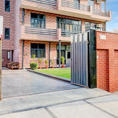 OYO 29871 Noida Dreamz Exterior foto