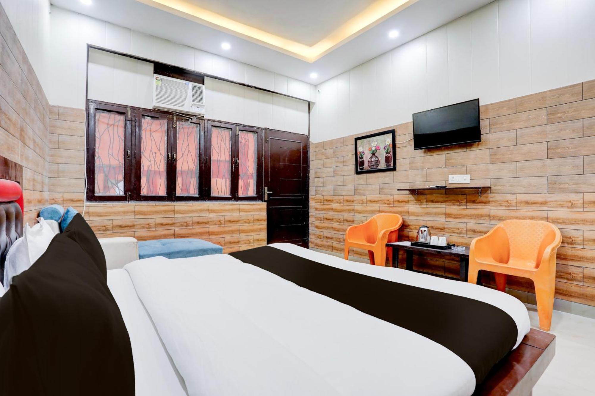 OYO 29871 Noida Dreamz Exterior foto