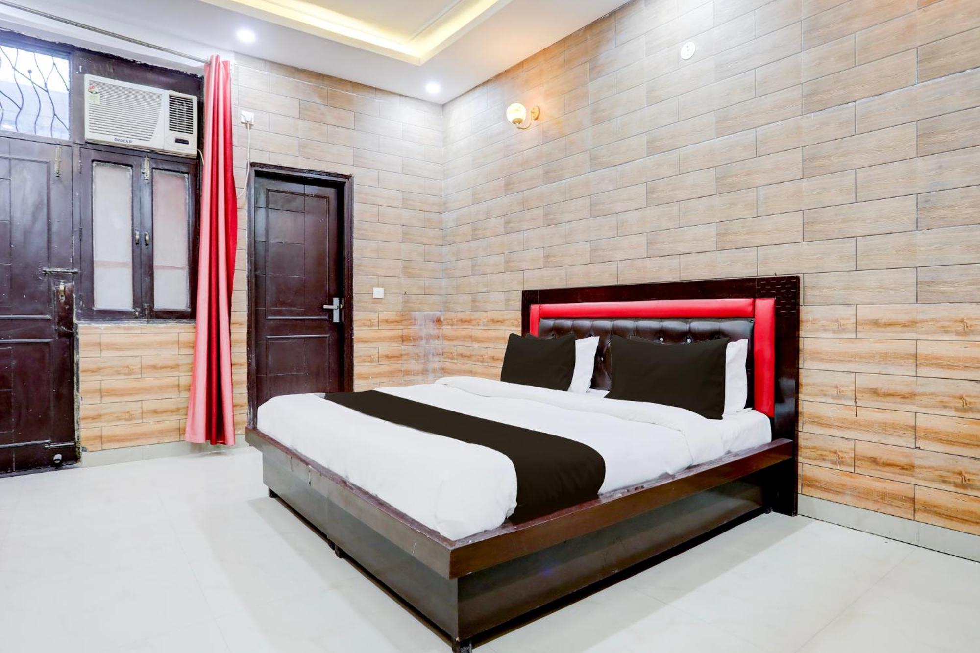 OYO 29871 Noida Dreamz Exterior foto