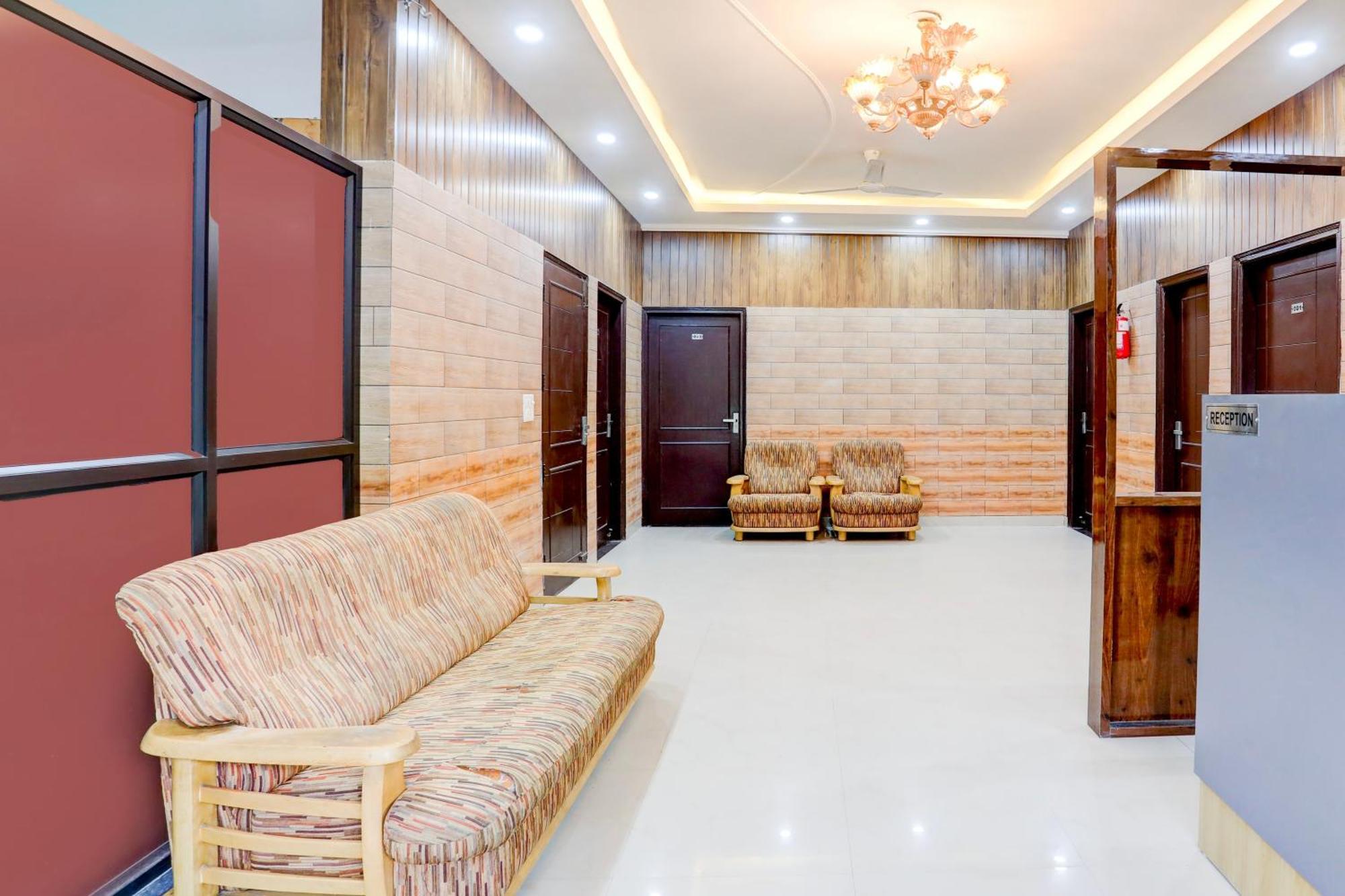OYO 29871 Noida Dreamz Exterior foto