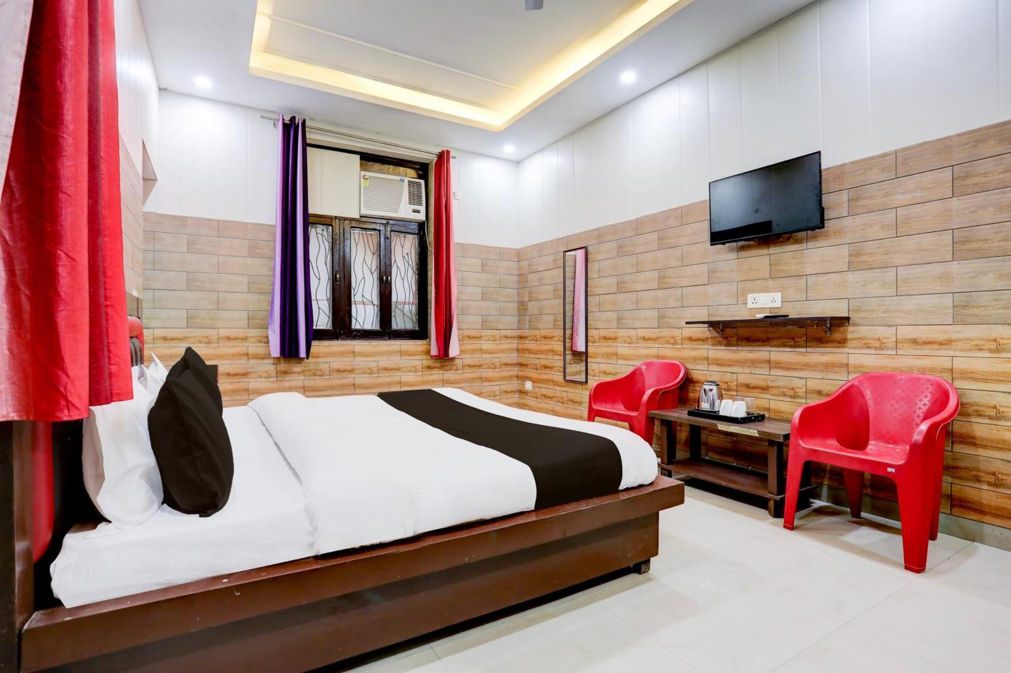 OYO 29871 Noida Dreamz Exterior foto
