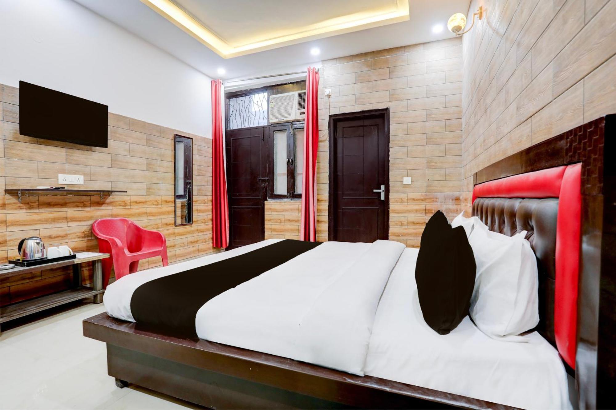 OYO 29871 Noida Dreamz Exterior foto